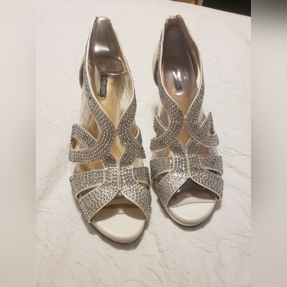 ALEX MARIE WHITE SPARKLE RHINESTONE HEELS SIZE 8.5